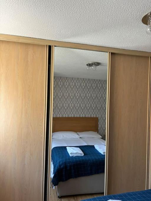 Quiet Central Apartment For Upto 4 People Édimbourg Extérieur photo